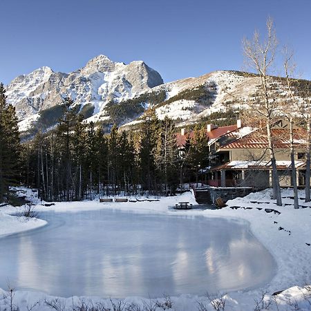 Crosswaters Resort At Kananaskis Exterior photo