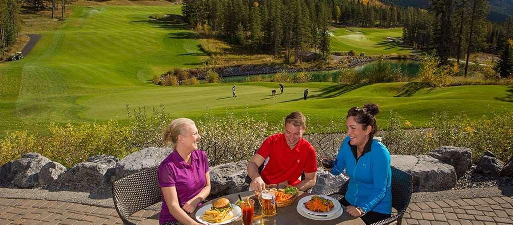 Crosswaters Resort At Kananaskis Restaurant photo